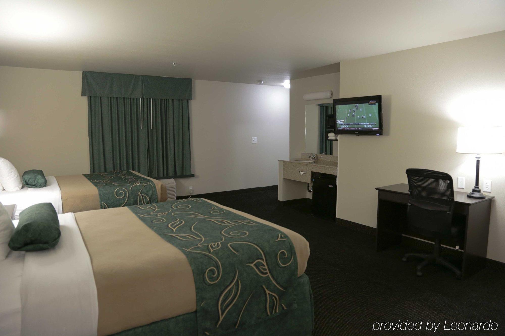 Travelodge By Wyndham Mcalester Esterno foto